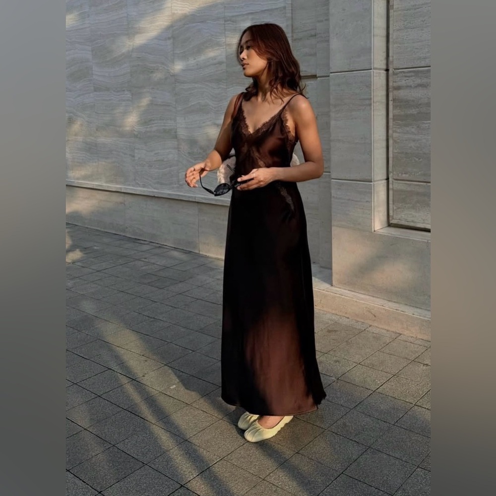 🔥🔥Zara Brown Lace Trim Slip Dress